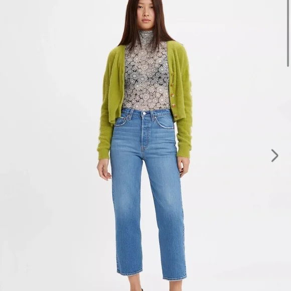 Levi’s Ribcage Straight Ankle Jeans - Picture 4 of 12